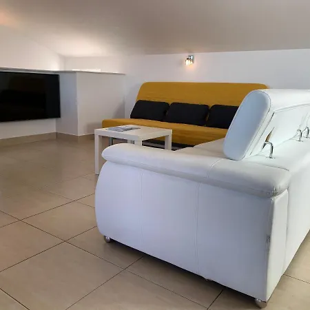 Apartment Nordica Dramalj